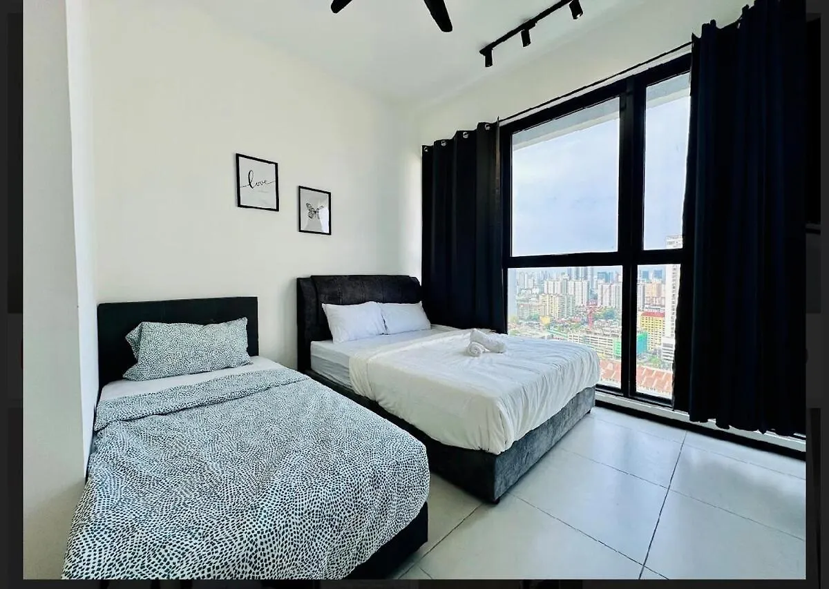 Bright & Airy 3Br Homestay Comfort Penang Netflix George Town Apartment